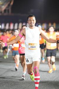 BIB: 21849
                            <button type="button" onclick="openModal(19605691)" class="btn btn-primary btn-sm float-right btn-popup" data-toggle="modal" data-target=".modal-high-quality">
                        <i class="fas fa-shopping-cart"></i> Add to Cart
                    </button>
                                            <button type="button" onclick="isThisMe(19605691, true)" class="btn btn-success btn-sm float-right btn-popup btn-isme hidden" data-toggle="tooltip" data-placement="bottom" title="นี่คือรูปของคุณใช่ไหม คลิกที่นี่เพื่อเอาเข้าอัลบั้ม">
                        <i class="fas fa-plus"></i> Add to album
                    </button>
                    <button type="button" onclick="isThisMe(19605691, false)" class="btn btn-warning btn-sm float-right btn-popup btn-isnotme hidden">
                        <i class="fas fa-ban"></i> Remove from album
                    </button>